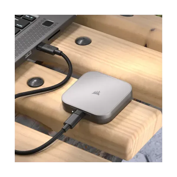 Corsair EX400U 1TB USB4 MagSafe Portable SSD